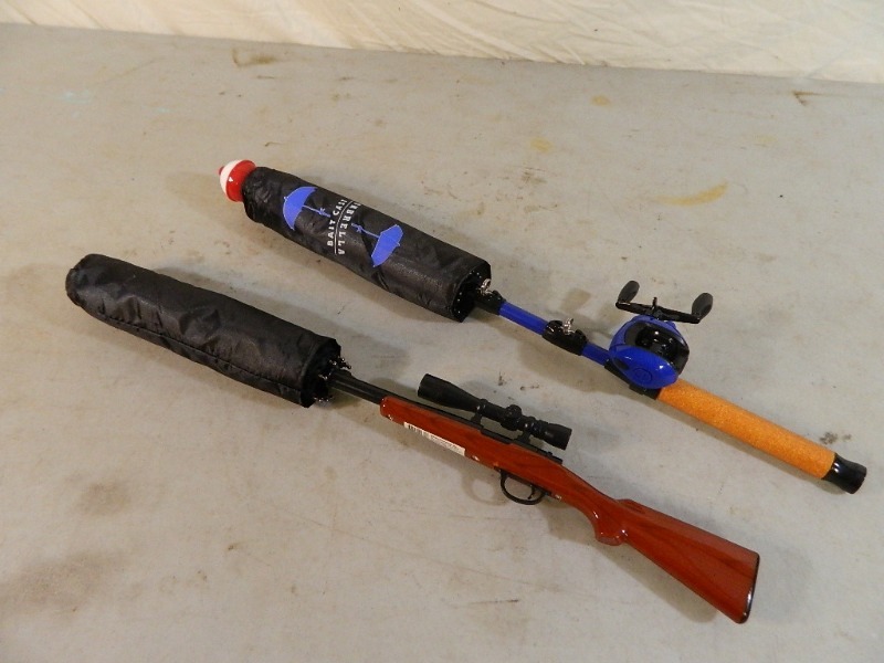 lot 82 image: 2 New Novelty Umbrellas