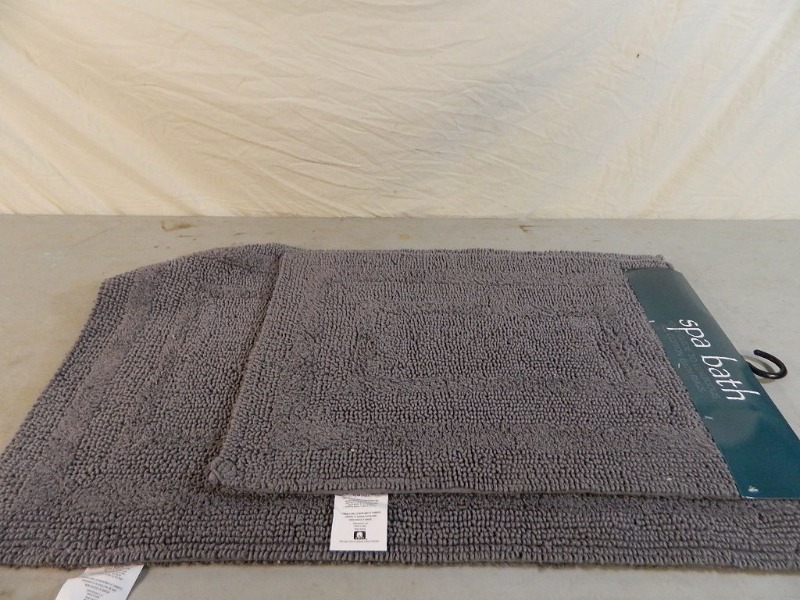 lot 90 image: New 2 PC Bath Rug Set