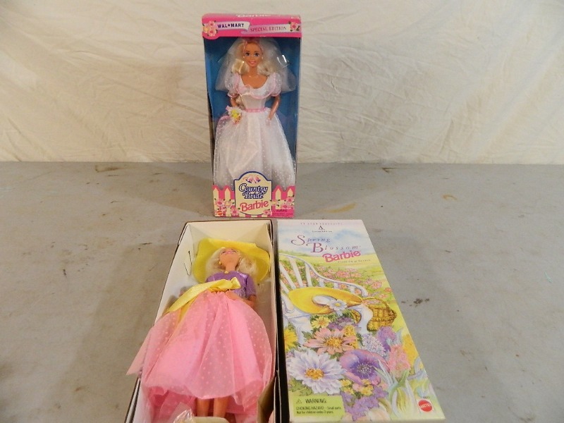 lot 94 image: 2 New Barbies