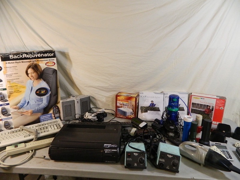 lot 99 image: Assorted Electronics