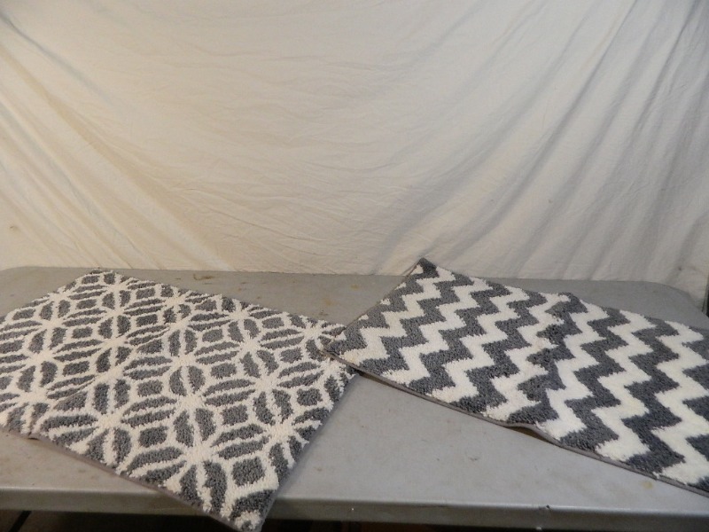 lot 107 image: 2 New Rugs