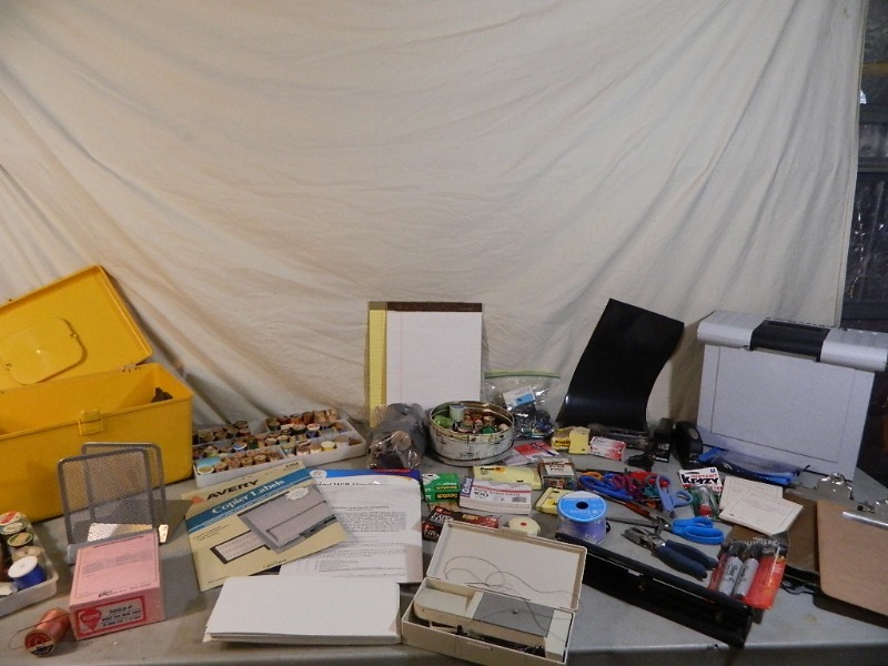lot 122 image: Craft Items
