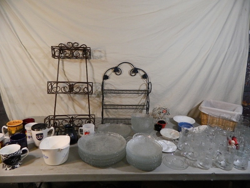 lot 130 image: Dishes, Decor, More