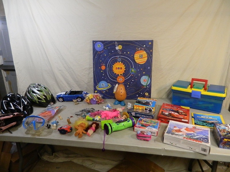 lot 155 image: Kids Toys and More