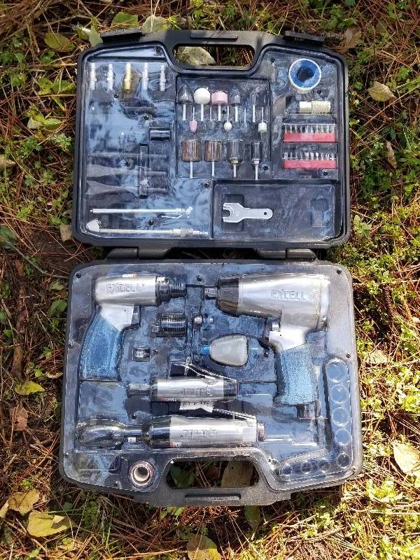 lot 16 image: Excell Air Tool Kit