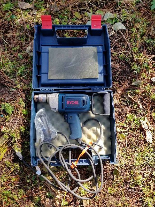 lot 17 image: Ryobi Drill
