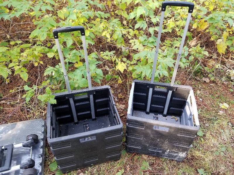 lot 34 image: Lot - Rolling Carts, Anti Fatigue Foam Flooring