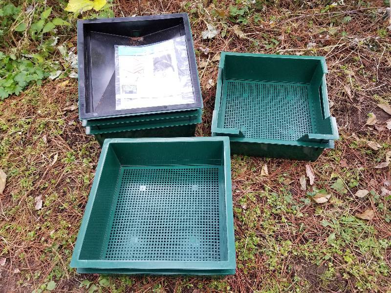 lot 39 image: Compost Worm Bin Factory, NIB