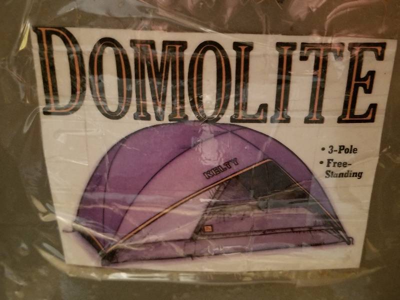 lot 69 image: Domelite 3 Season, 4 Person Dome Tent