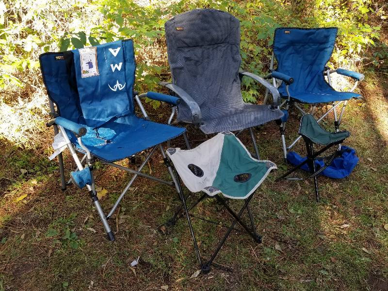 lot 115 image: Lot - Folding Camp Chairs