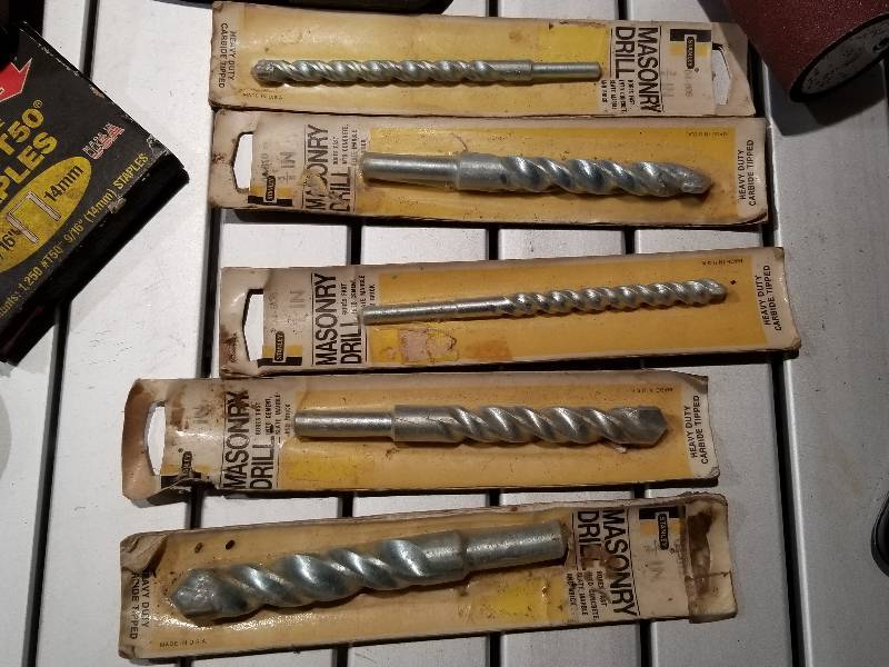 lot 120 image: Lot - Sanding Drum Set, Grinding Accessories, etc