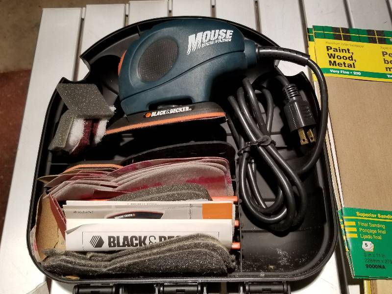 lot 123 image: Lot - Black & Decker Mouse Sander, Sanding Paper, Etc