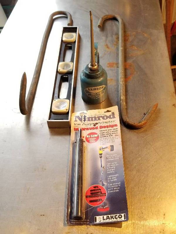 lot 142 image: Lot - Rainbow Oil Can, Hooks, Level, Etc