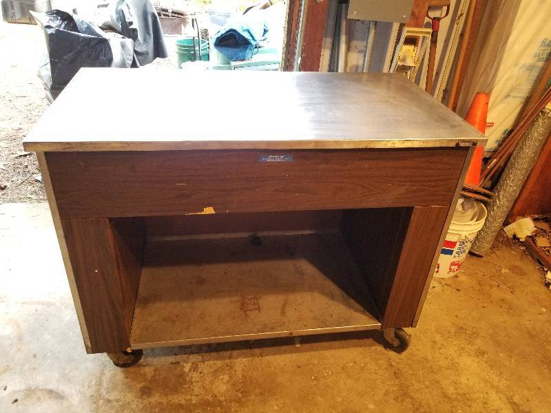 lot 147 image: Stainless Steel Top Rolling TableCabinet, 46x24x35
