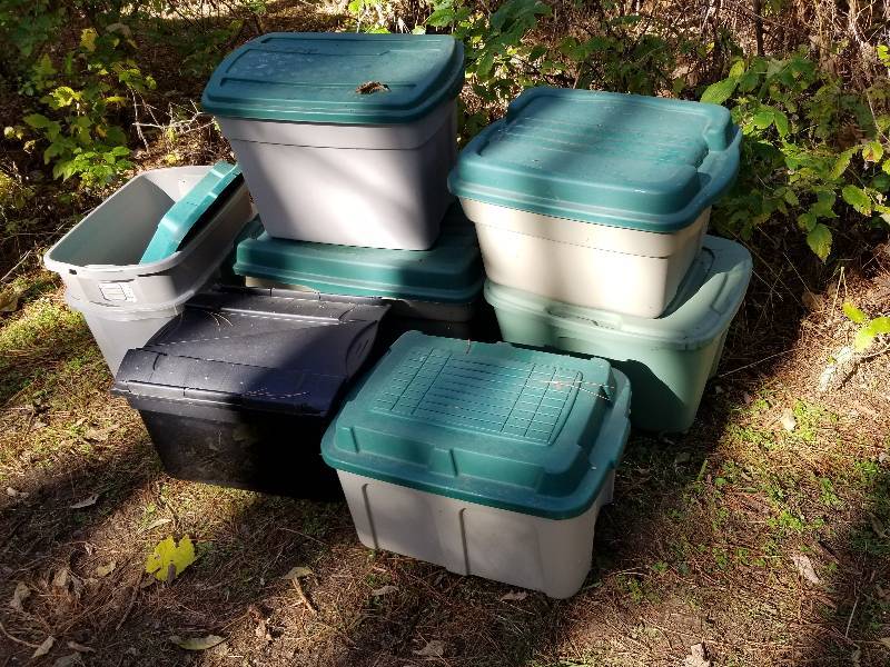 lot 168 image: Lot  Misc Totes with Lids