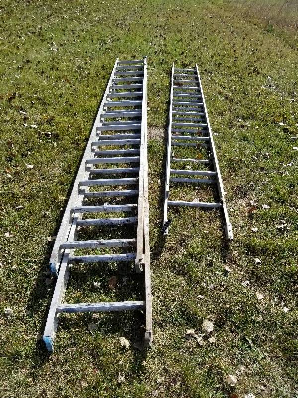 lot 235 image: Lot - 2 Ladders