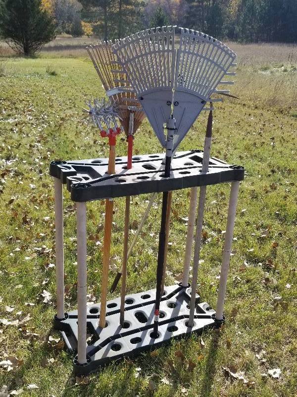 lot 247 image: Lot - Organizer & Long Handled Rakes, Etc