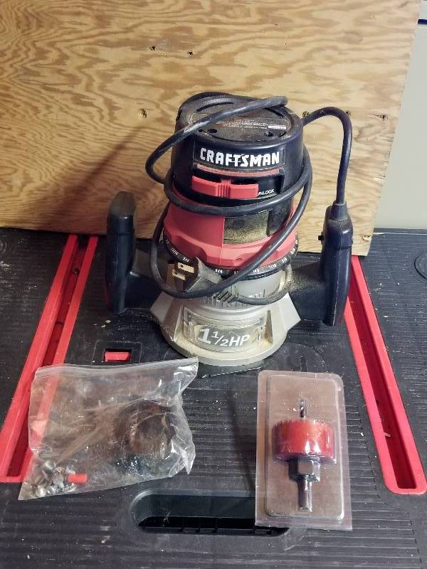 lot 299 image: Craftsman 1 12hp Router