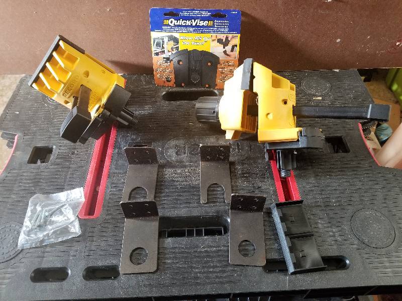 lot 337 image: Lot - QuickVise Clamps