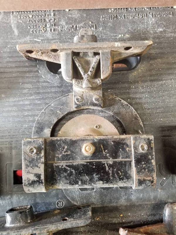 lot 341 image: Lot - Vintage Door SlidesPulleys