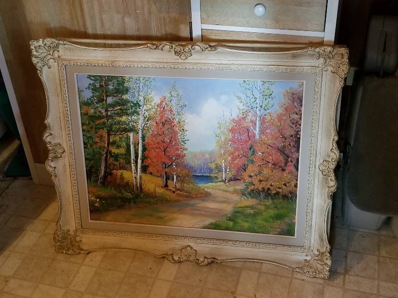 lot 392 image: Oil Painting - Fall Trees, Great Frame, 25x31