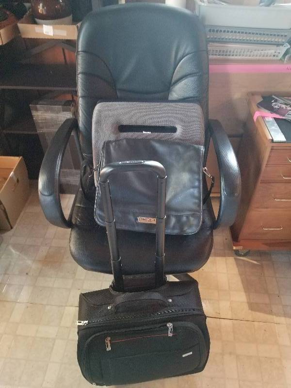 lot 407 image: Lot - Office Chair, Solo Rolling Computer Case, Etc