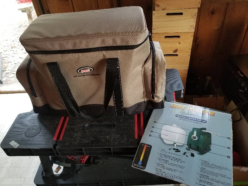 lot 416 image: Coleman Hotwater on Demand System (for camp shower) in Padded Carry Case