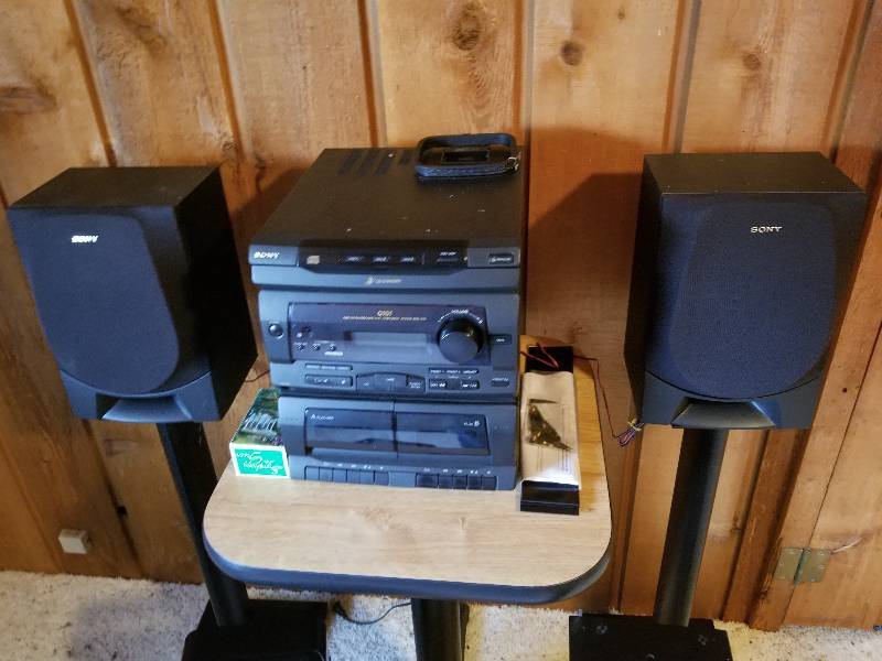 lot 429 image: Lot - Steroe , Speakers, Computer Harddrive Tower (emptybuild your own), Table