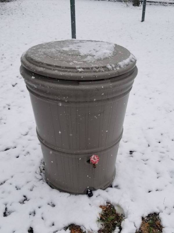 lot 444 image: Earthminded Rain Barrel Station with Spicket