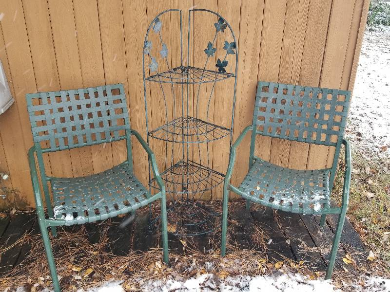 lot 446 image: Pair Patio Chairs and Green Metal Shelf