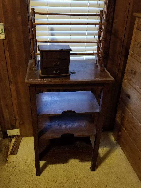 lot 460 image: Lot - Wood Shelf 36x15x22, Jewelry Box, Etc