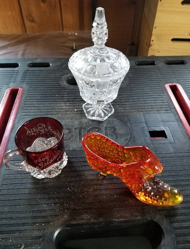 lot 412 image: Lot - Antique Ruby Red Flash Glass Dated 1902, Orange Glass (Fenton) Shoe, Glass Candy Dish - all great condition