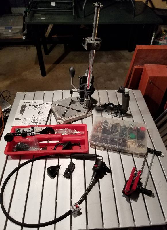 lot 119 image: Lot - Dremel Accessories & Cutters, Router Attachment, Etc