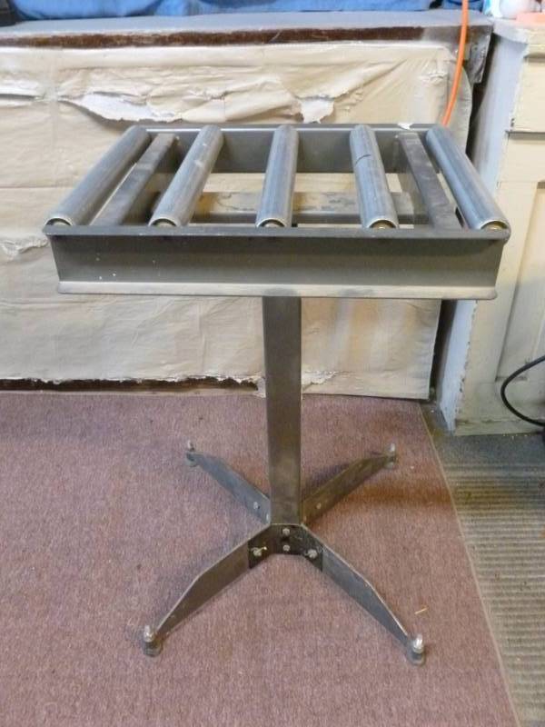 Roller Stand