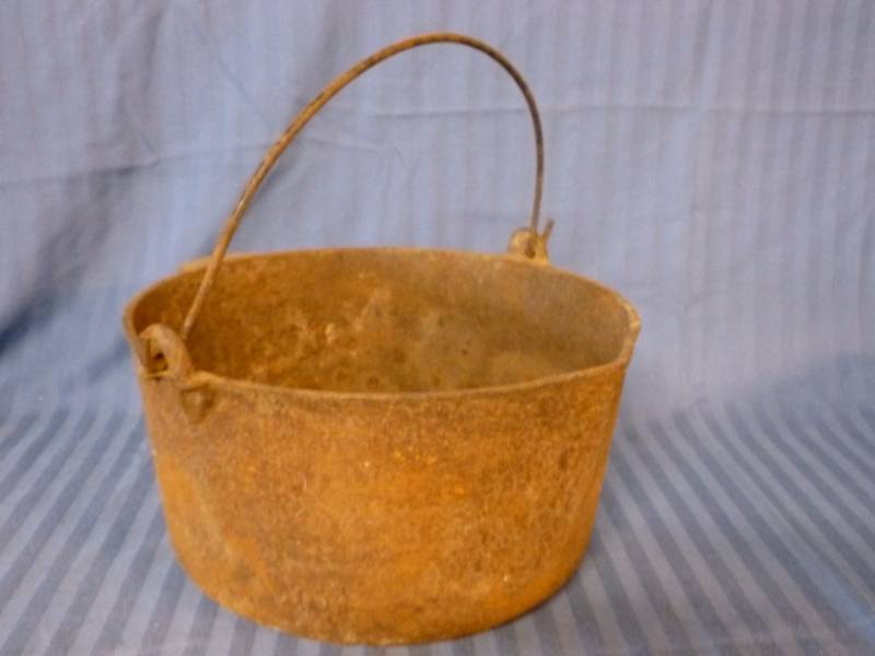 Vintage Cast Iron Kettle
