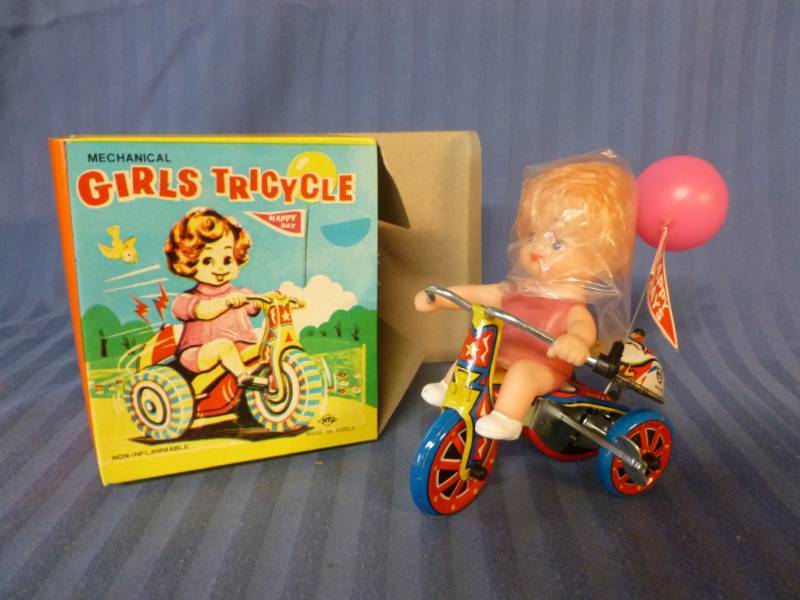 Vintage Tin Toy