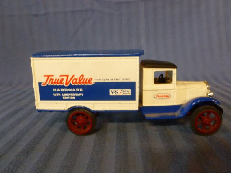Ertl Truck Coin Bank