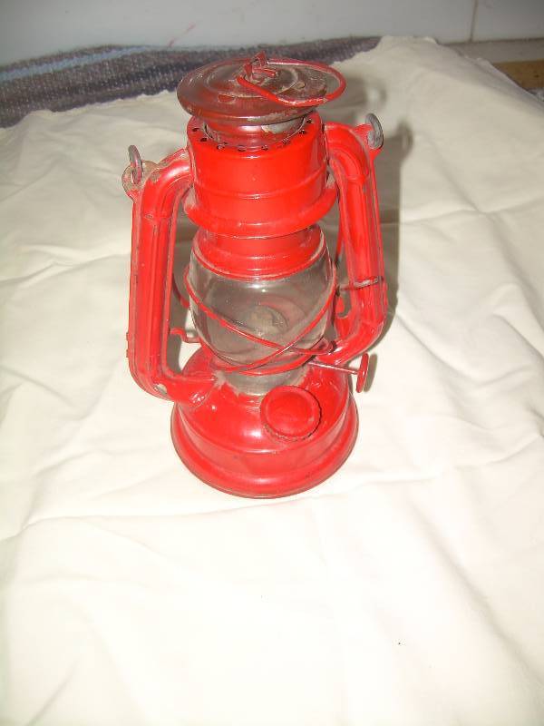 VINTAGE WING WHEELED LANTERN