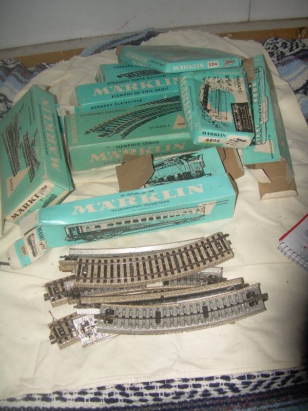 VINTAGE TRAIN BOXES AND TRACKS