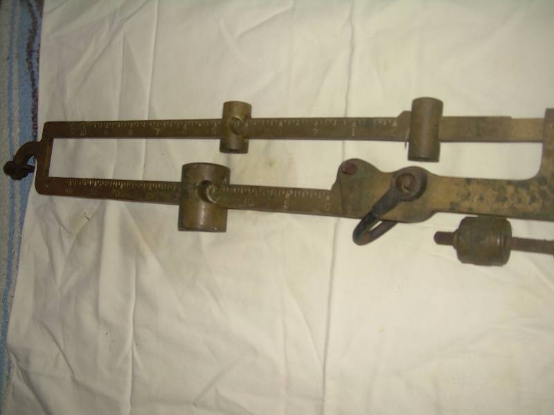 ANTIQUE BRASS SCALE TOP