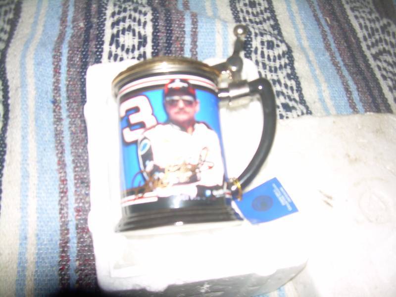DALE EARNHART COLLECTORS MUG