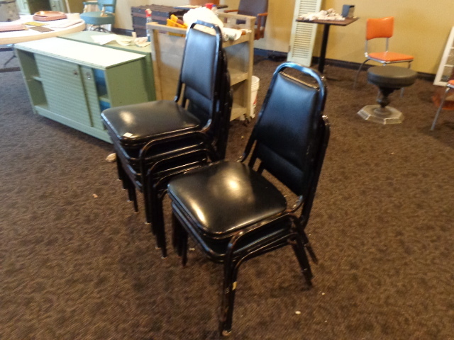 lot 45 image: Restaurant Chairs