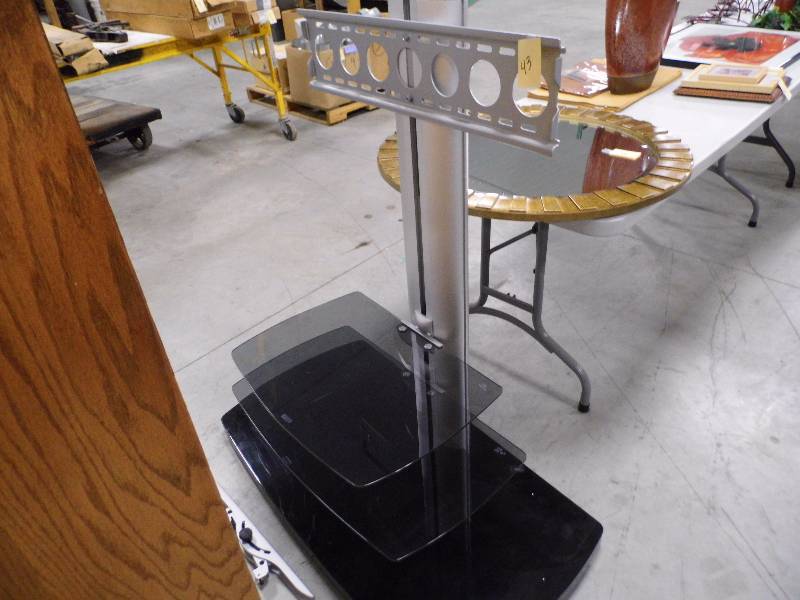 TV Stand w Mount