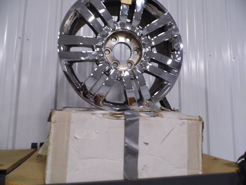 Lot of 2 - 20 Rims