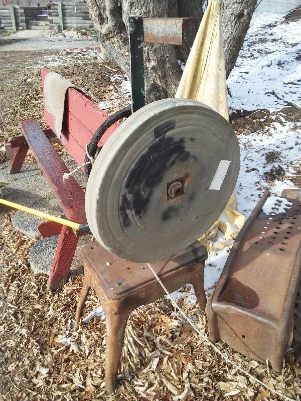 Wet Stone Wheel Vintage and Fabulous