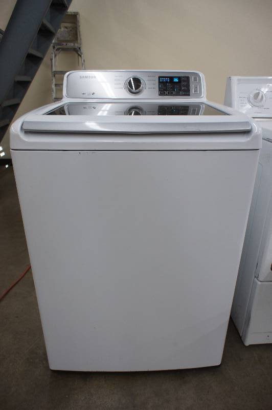 lot 16 image: PREVIOUSLY OWNED - Scratch and Dent - Samsung Model # (WA45H7000AW) Top-Loading Washer - 4.5 cu ft - White Color - Tested Works - MSRP $899.99