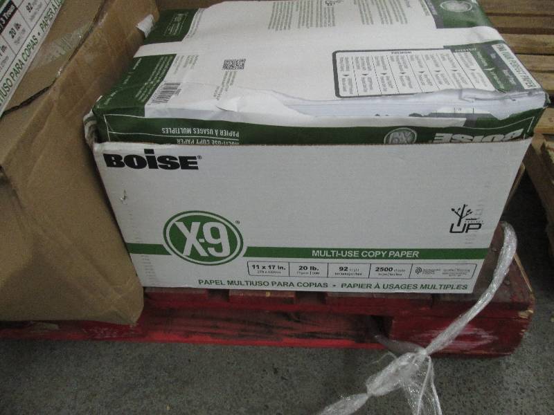 Open Case of Boise 11x17 inch 20 lb...