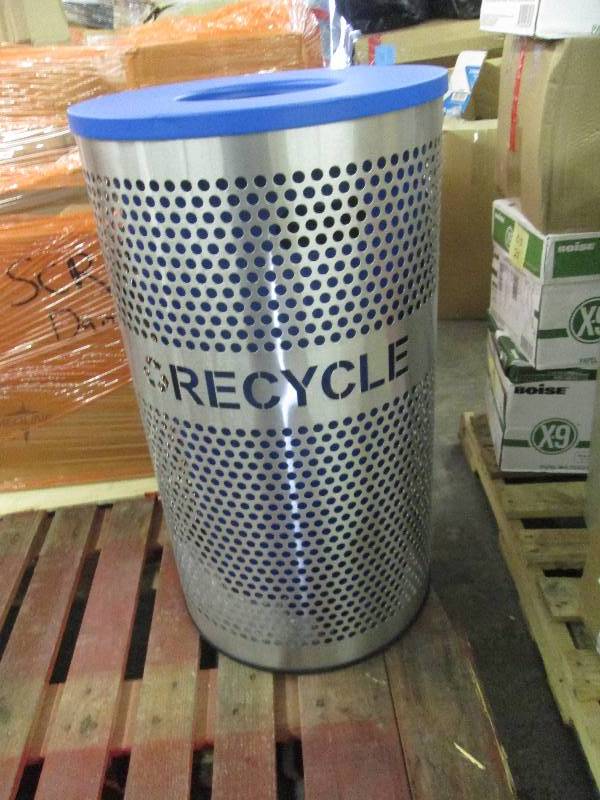 Metal Recycler- open box, small den...