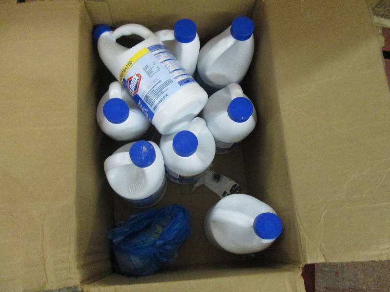 Lot of 8 Clorox Concentrated Bleach...