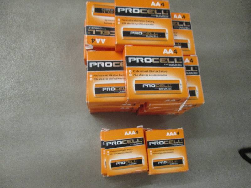 18- 4pk Duracell Procell AA Batteri...
